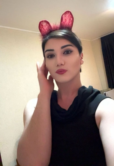 Транссексуалка Дина