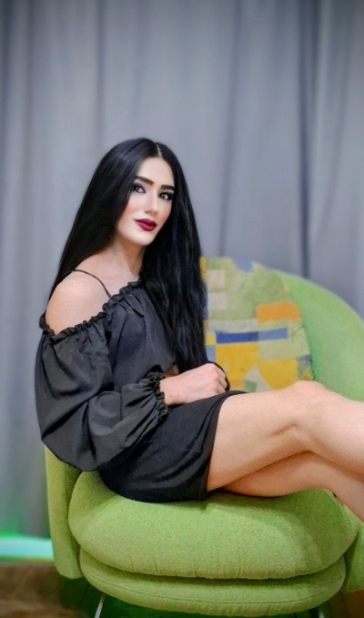 Транссексуалка Амира