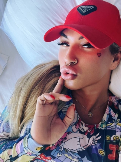 Транссексуалка Лиза